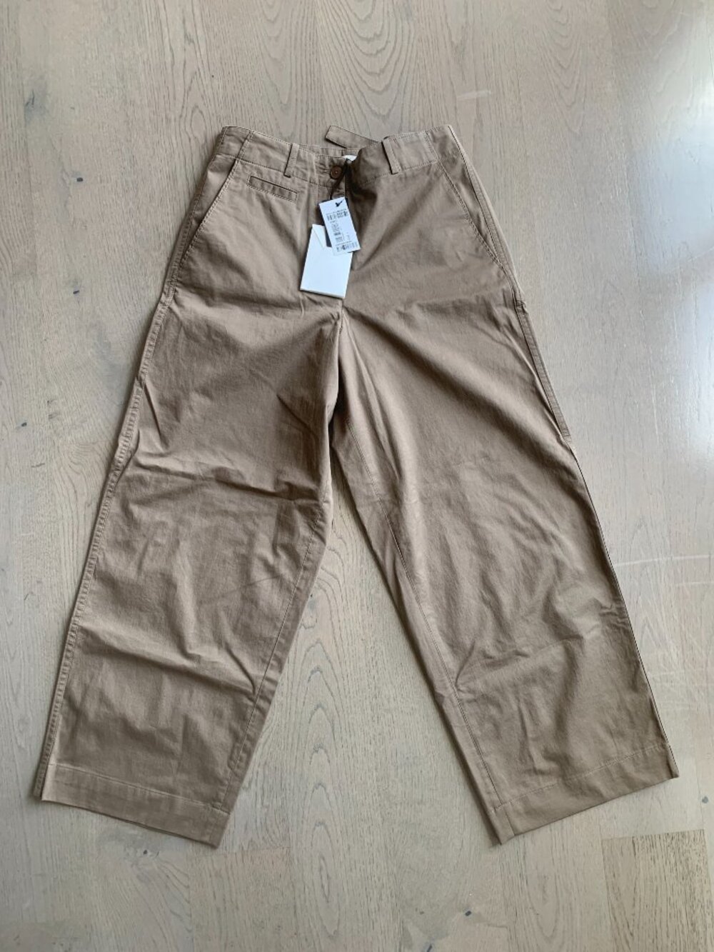 [NEW WITH TAG] THE ROW FADRY PANT (SIZE: US 4) - Picture 2 of 4